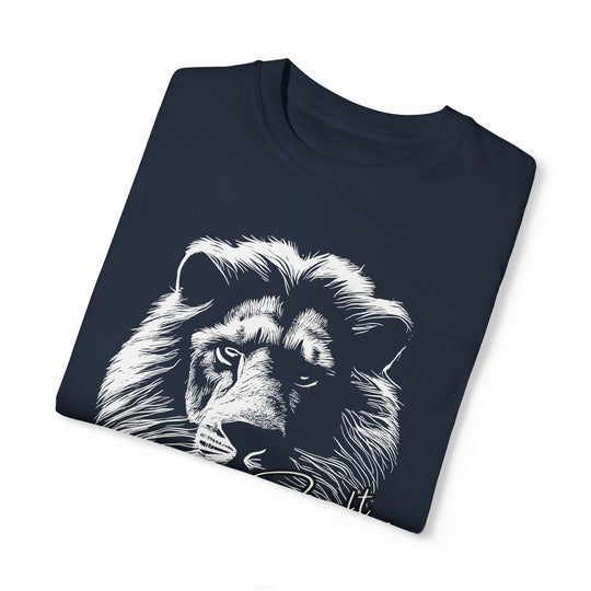 Nature-Inspired Lion Graphic T-Shirt T-Shirt Printify