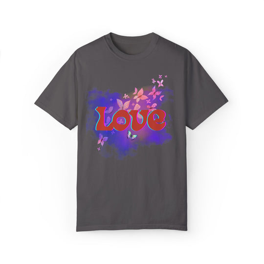 Retro Love T-shirt T-Shirt Printify Graphite S