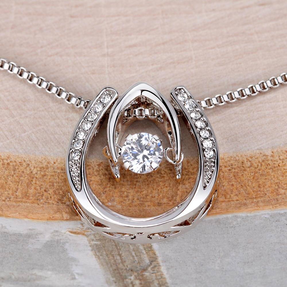 Sentimental birthday gift for soulmate: elegant necklace with a sparkling diamond centerpiece.