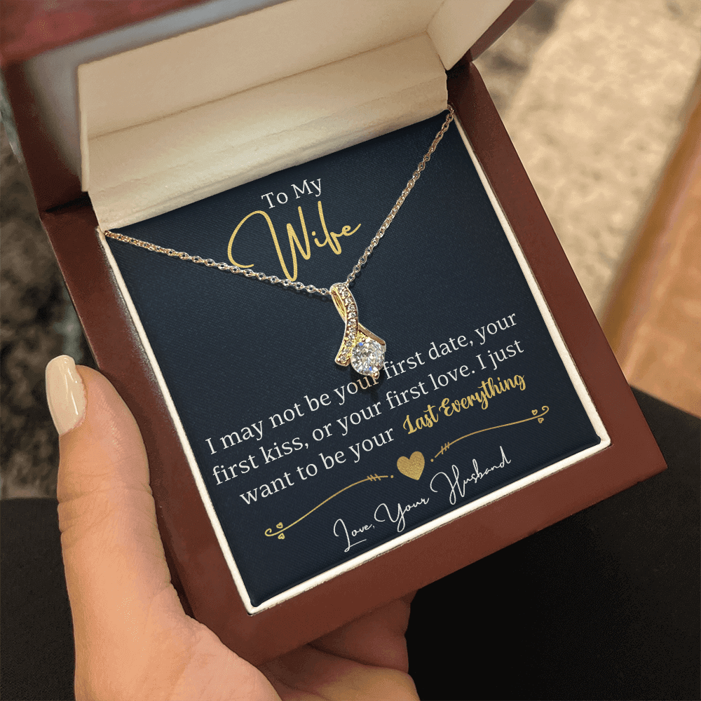To My Wife gift box with 'Everlasting Love' necklace, a Romantic Wedding Anniversary Gift For Her.