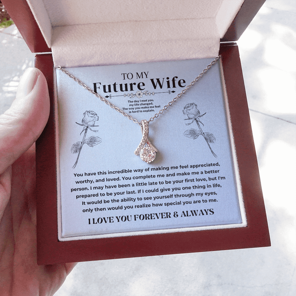 Sentimental fiancée appreciation keepsake necklace from USA in gift box for future wife.