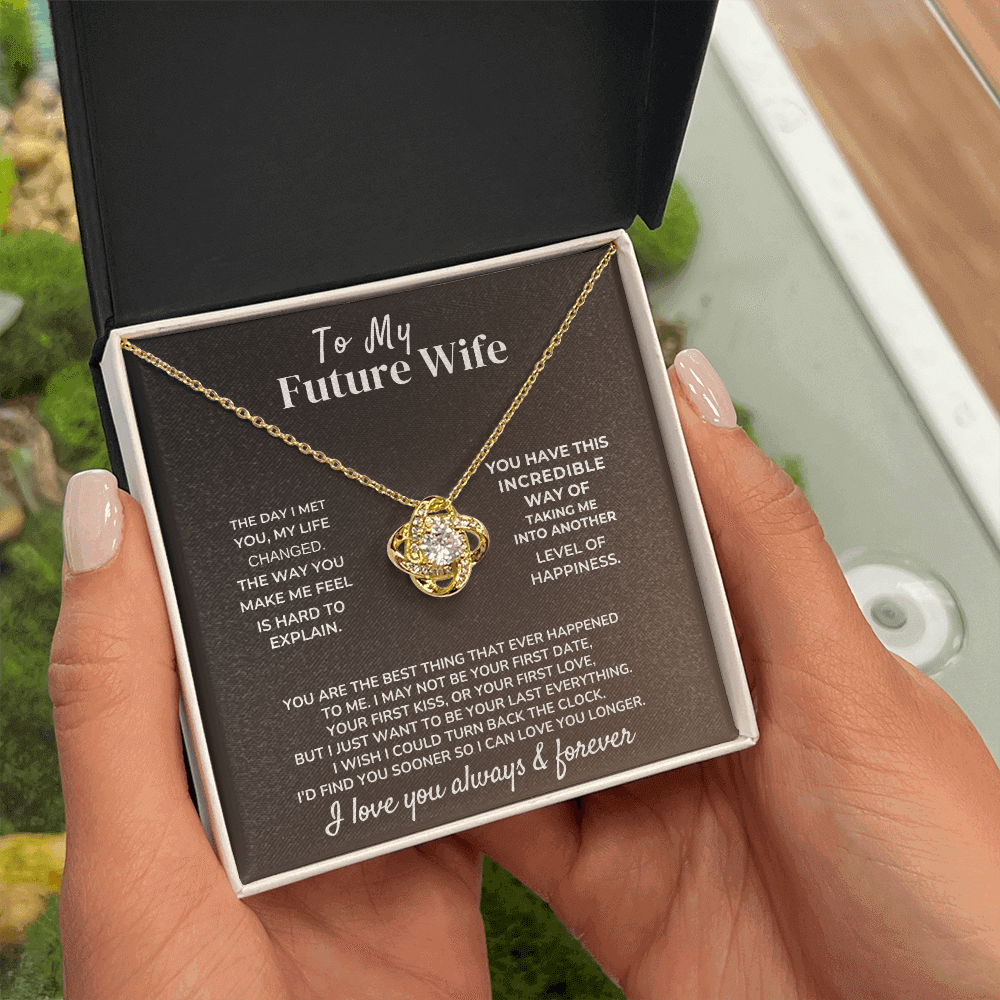 Sentimental fiancée appreciation forever love keepsake from USA necklace in a gift box for future wife.